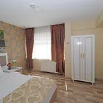 Nagehan Old 3* Istanboel